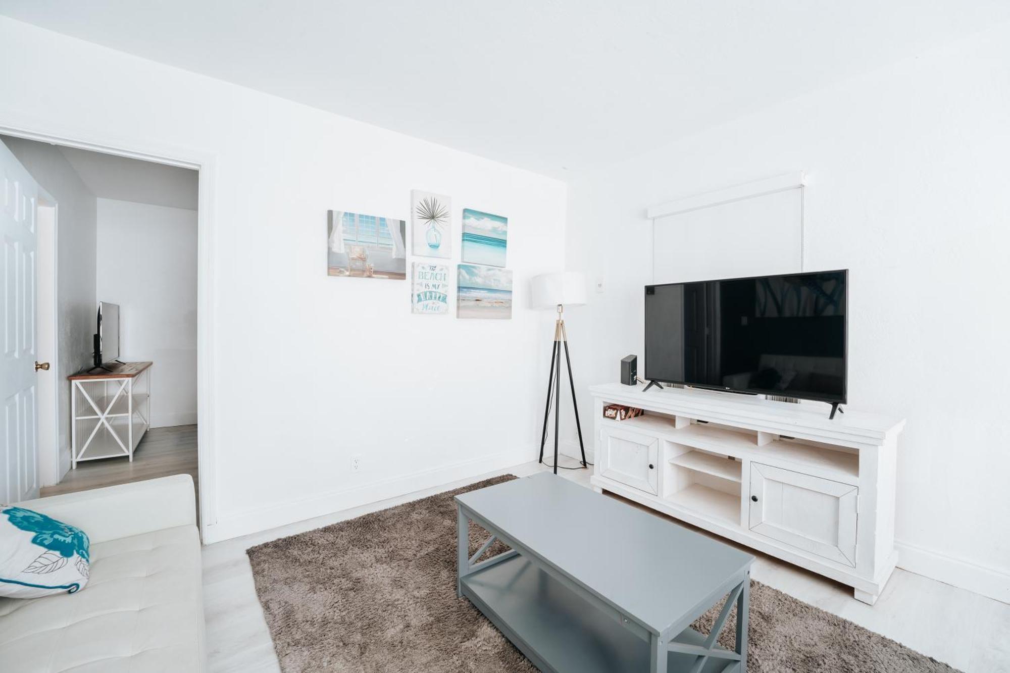 Praia Hotel Холивуд Екстериор снимка